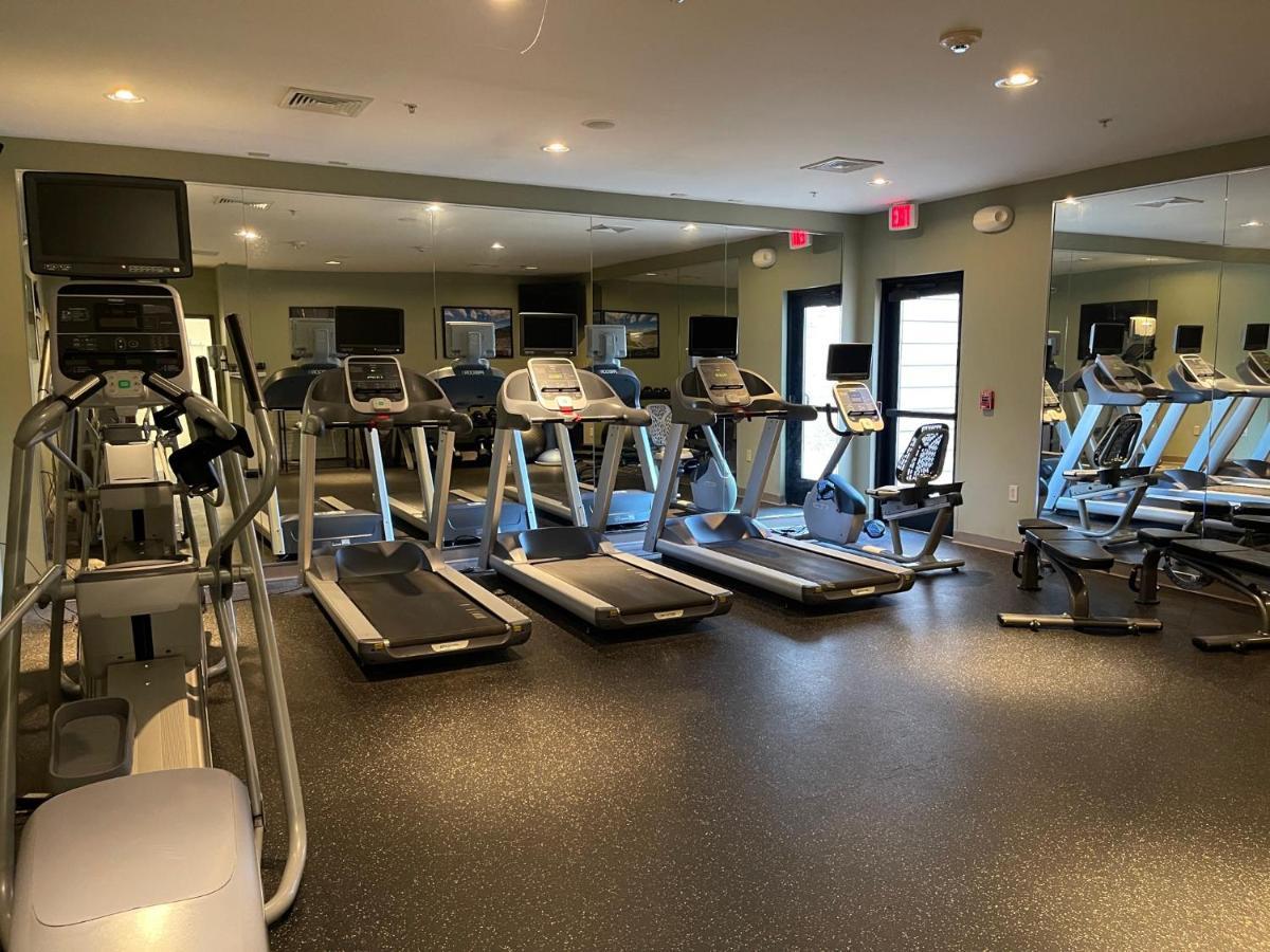 Staybridge Suites Milwaukee West-Oconomowoc By Ihg Extérieur photo