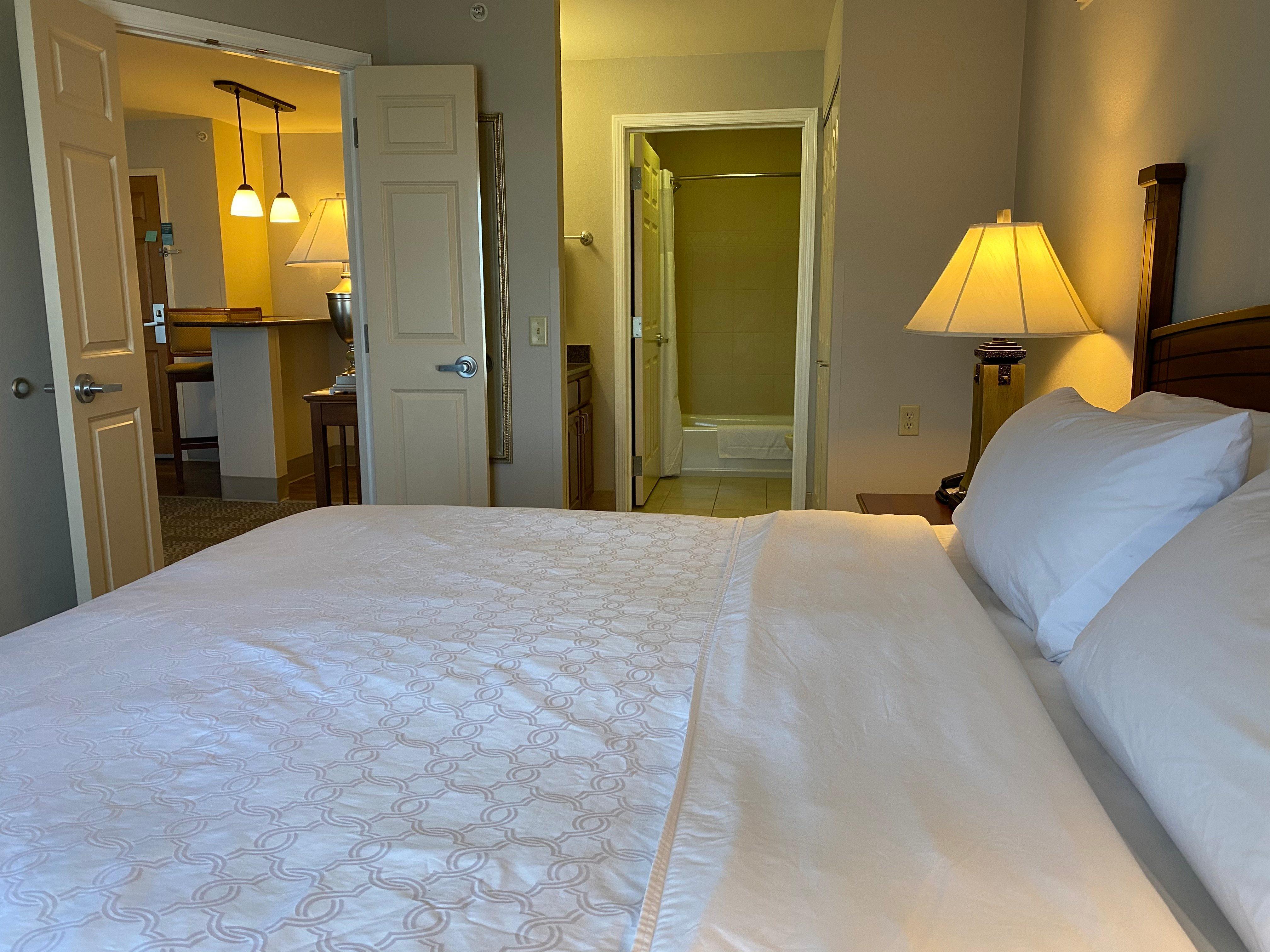 Staybridge Suites Milwaukee West-Oconomowoc By Ihg Extérieur photo